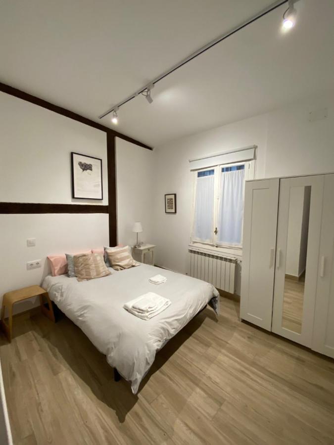 Opera-Suites Luxury La Boheme, In The Very Center Of Madrid. Екстер'єр фото